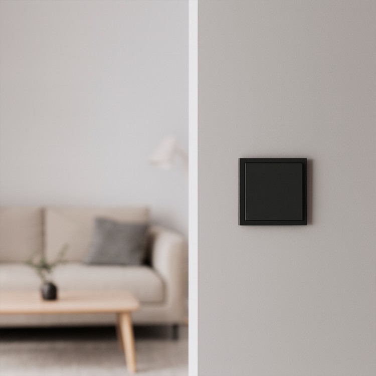 Вимикач 1-клавішний Ardero EV111V-B Soft 10А чорний