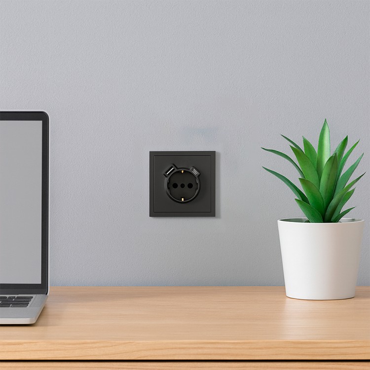 Розетка з додатковими виходами USB/Type-C Ardero ER123USB-B Soft 18W/20W із заземленням чорна