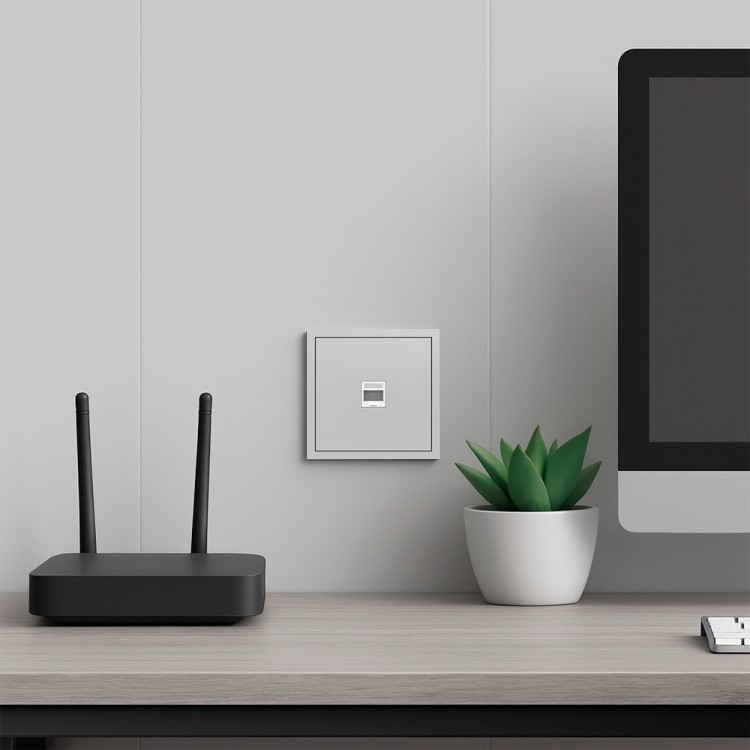 Розетка комп'ютерна Ardero ER151PC-S Soft срібна