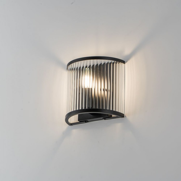 Накладний світильник Lumiart Atelier BL5016-1 JANE під лампу чорний матовий