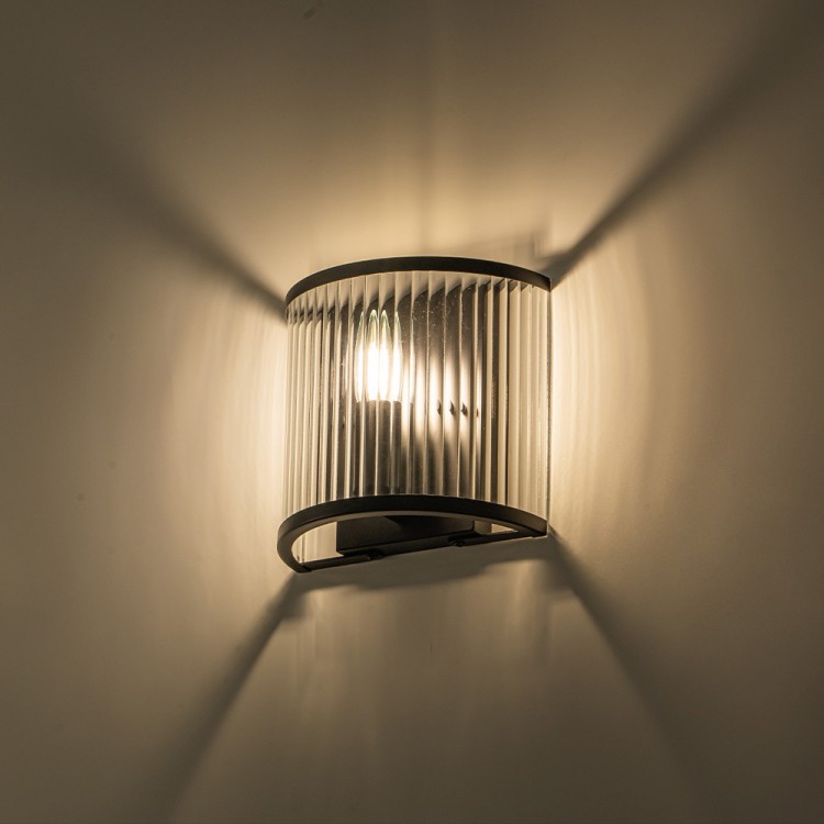 Накладний світильник Lumiart Atelier BL5016-1 JANE під лампу чорний матовий
