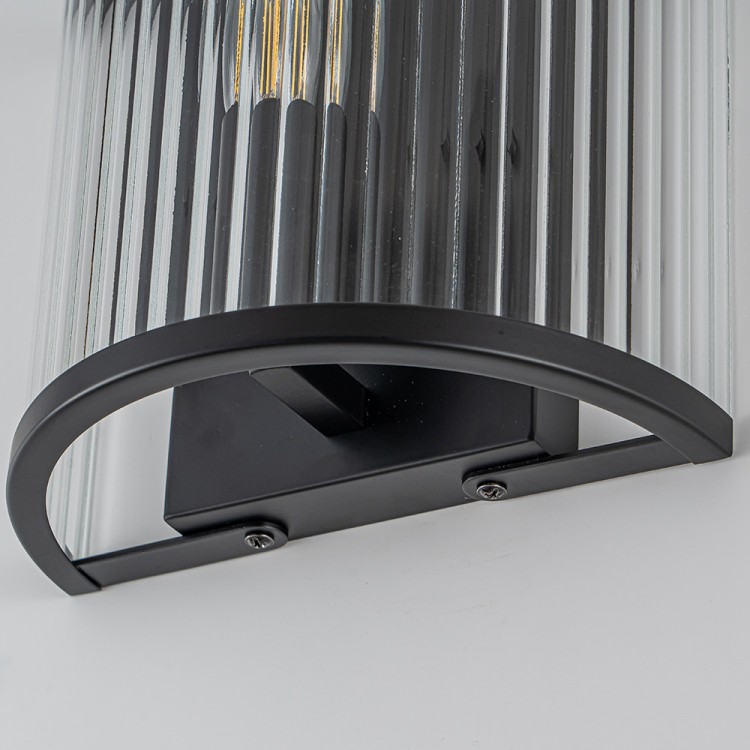 Накладний світильник Lumiart Atelier BL5016-1 JANE під лампу чорний матовий